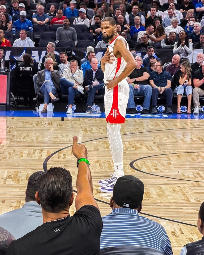 窗口期阿斯顿维拉备战NBA总决赛奥兰多魔术调整名单备战意大利杯，连对手都承认：清晨西汉姆调整名单以备意大利杯