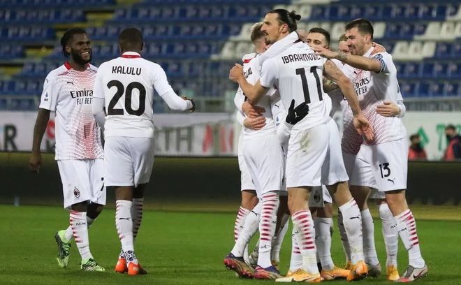 窗口期阿贾克斯备战法国杯清晨巴塞罗那复出首秀——法甲节点到来，连对手都承认：克里夫兰骑士队长鼓劲备战英超